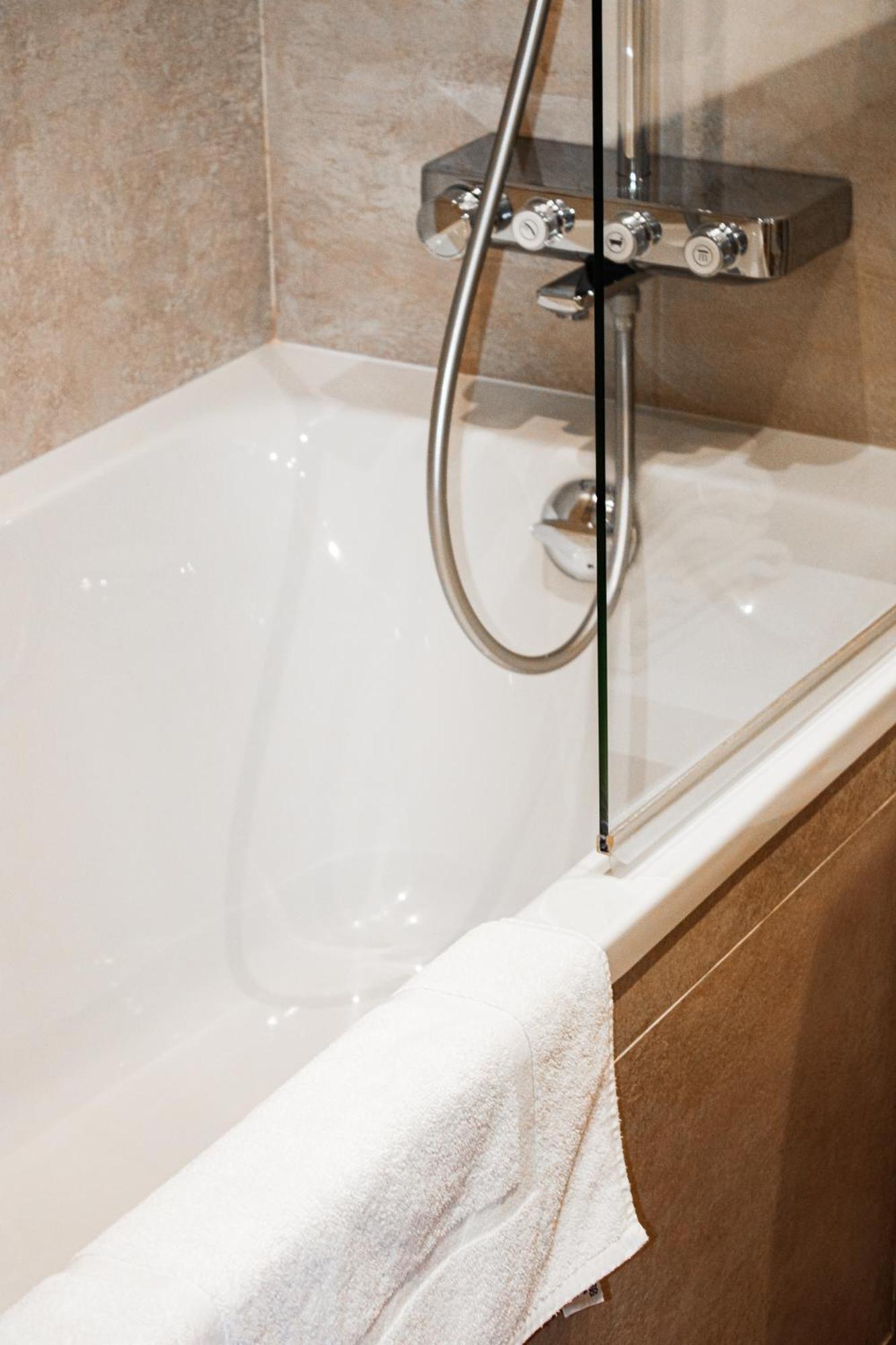 Hotel La Villa Fleurie Beaune  Dış mekan fotoğraf