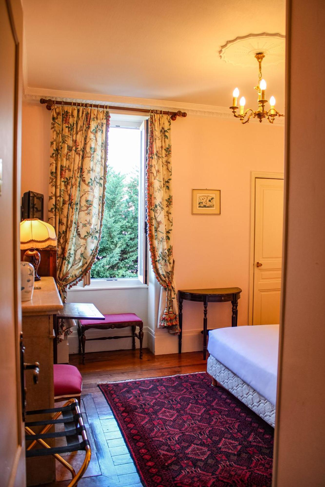 Hotel La Villa Fleurie Beaune  Dış mekan fotoğraf